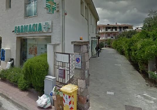 Assemini, un cliente positivo in farmacia: “Già sanificata, tutti i tamponi positivi”