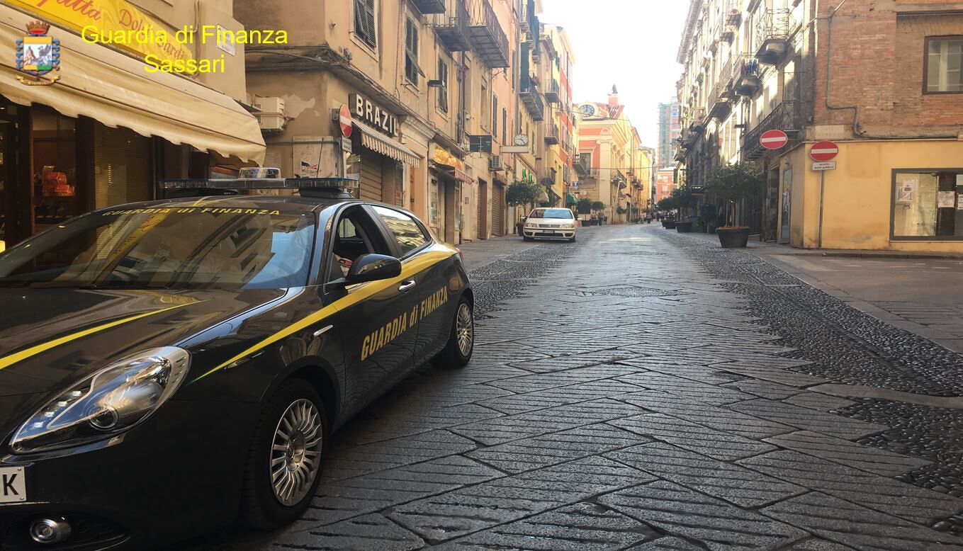 Truffa da 150 mila euro ai danni di un anziano sassarese: la scoperta della Gdf