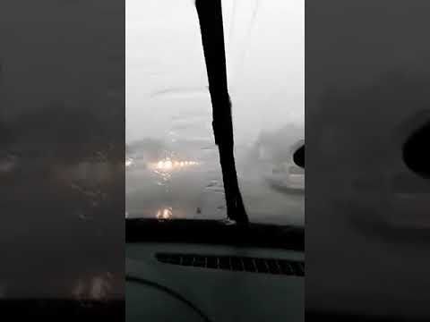 Nubifragio tra Cagliari e Quartu, viale Marconi allagata: “A posto ragazzi…”, il VIDEO viaggio dell’automobilista Giorgio