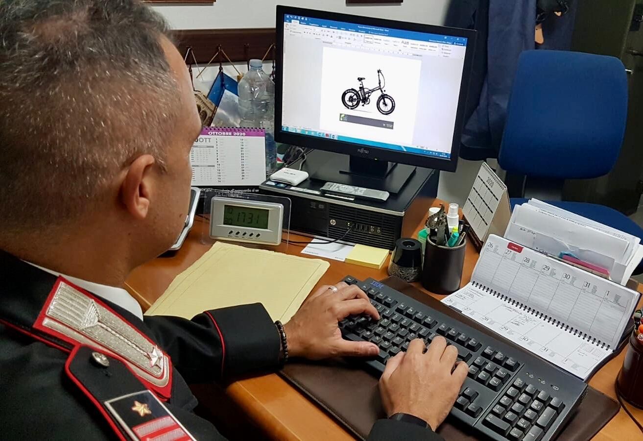 Sant’Antioco, vendono biciclette online ma è una truffa: denunciate 3 persone