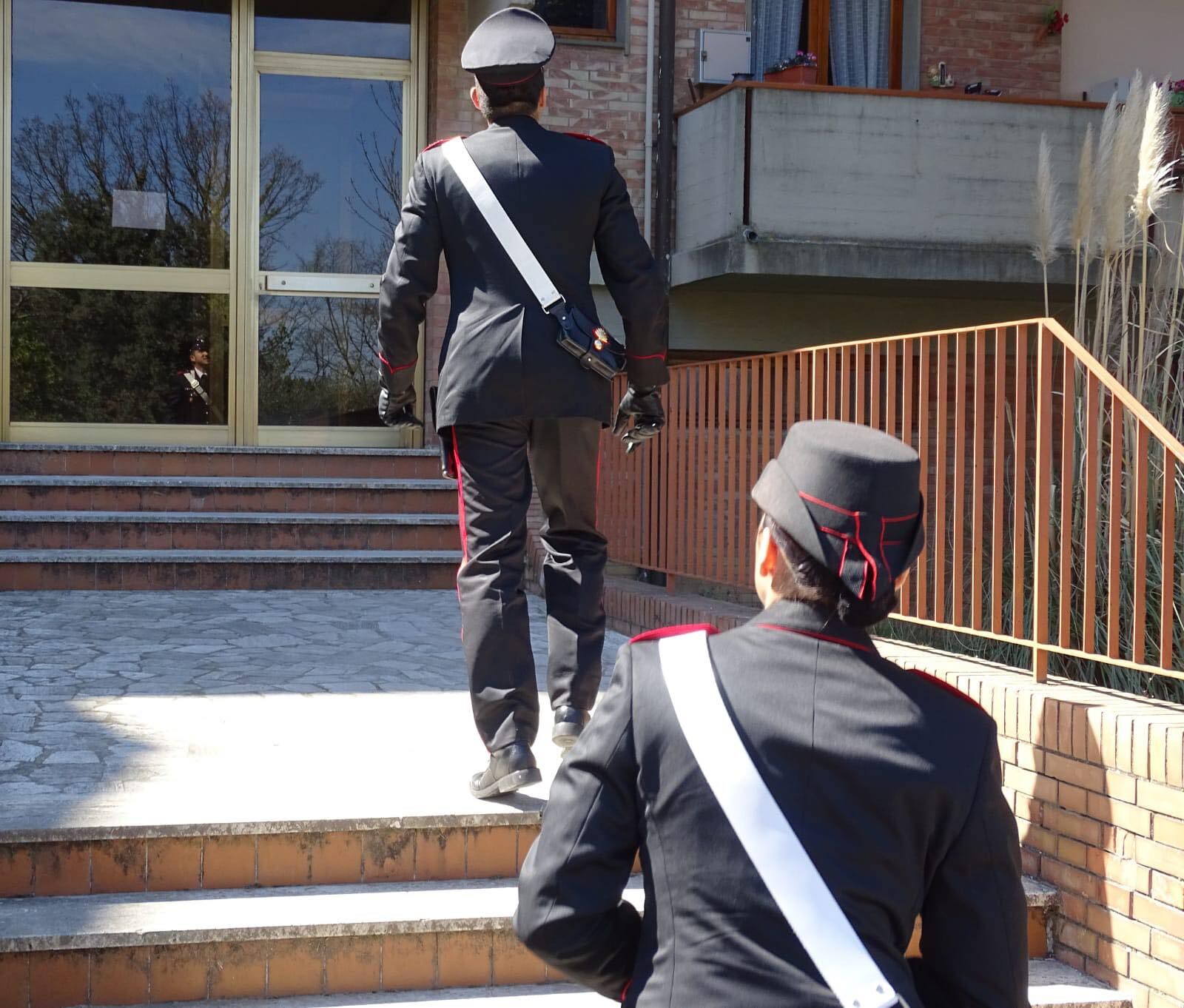 San Vito, marijuana nascosta nel bagno di casa: nei guai un 66enne