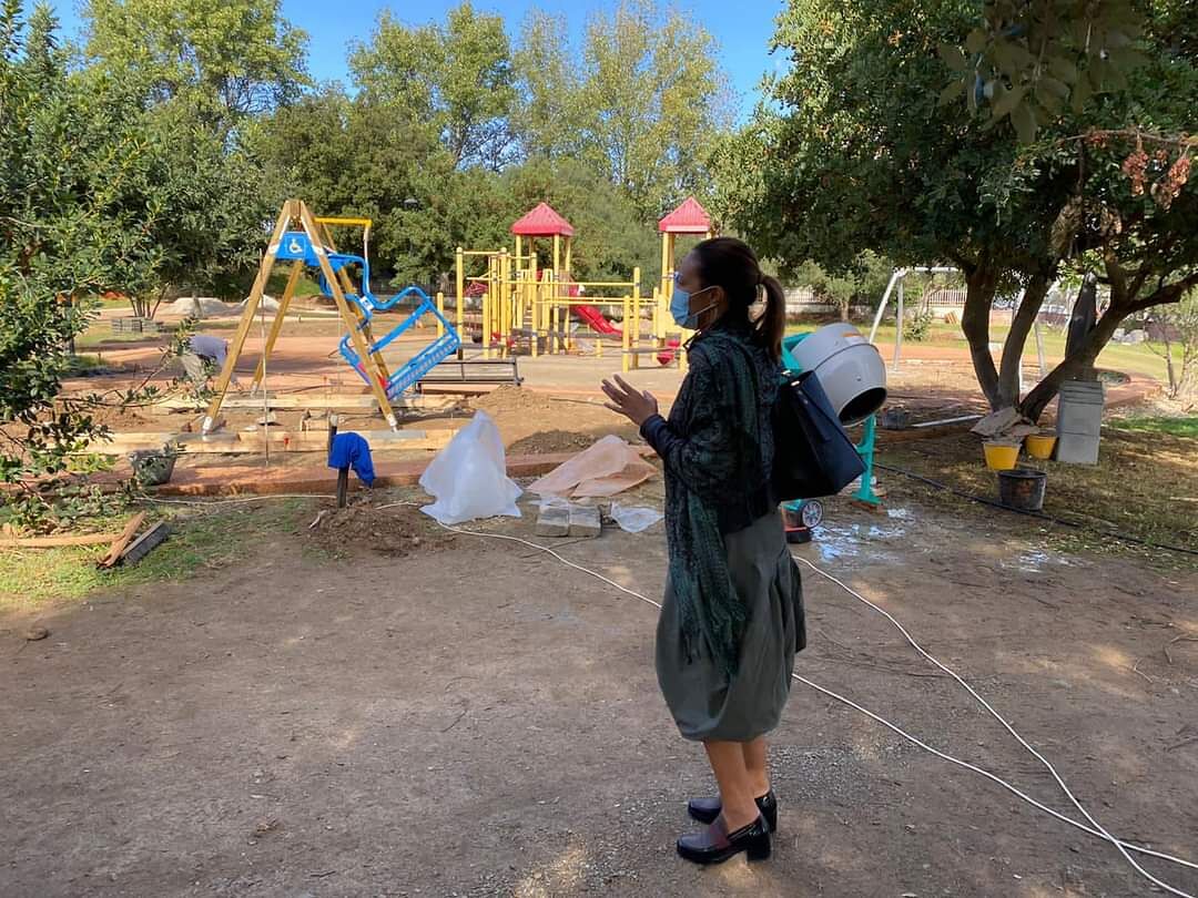 Parco delle Terre Cotte di Assemini: una altalena “speciale” in memoria di Rita Loi