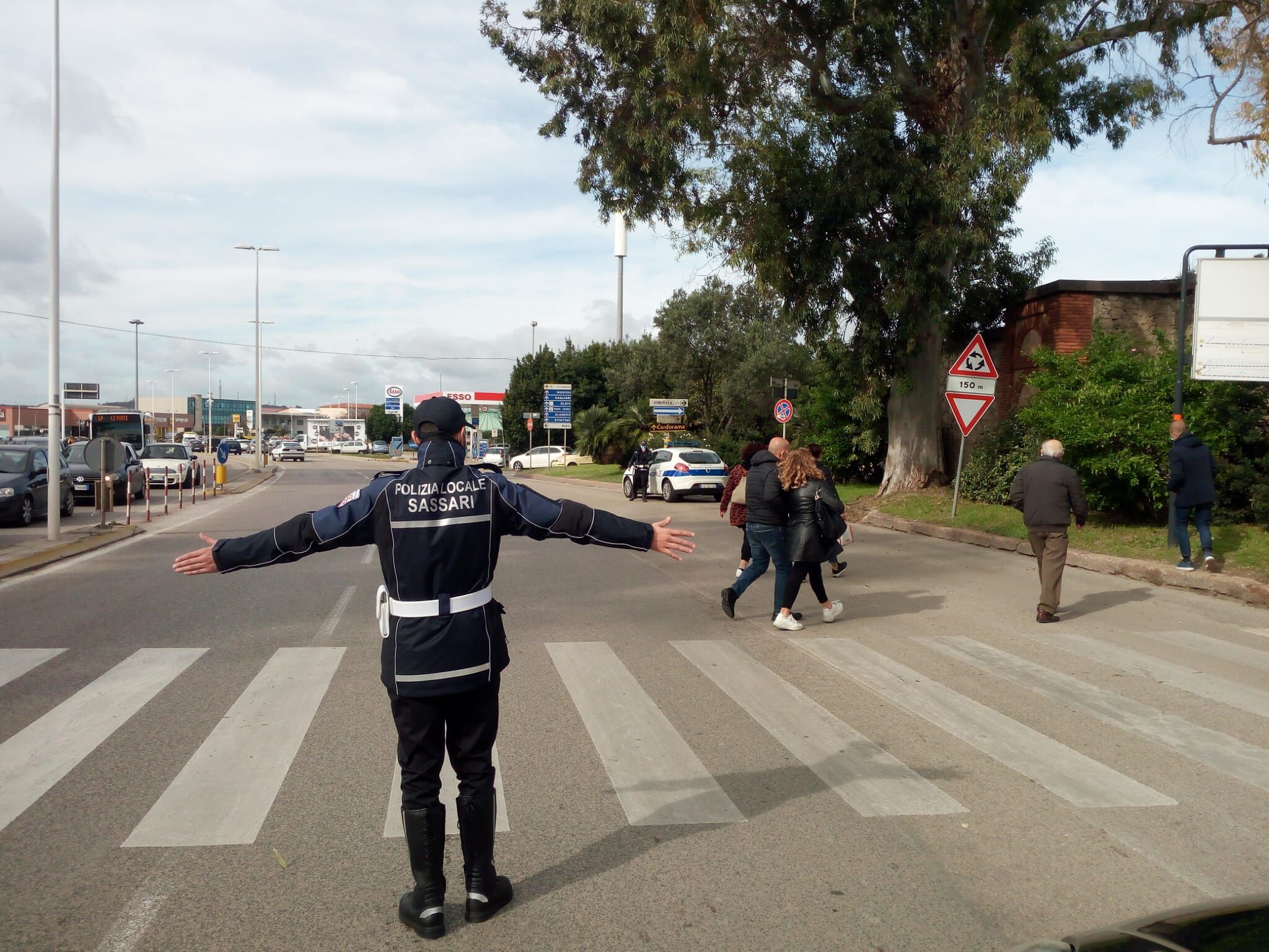 Commemorazione dei defunti, la Polizia locale di Sassari rafforza i presidi intorno al cimitero