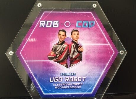 Cagliari, i ragazzi della Ugo Foscolo su Rai Gulp: gara appassionante per giovani programmatori