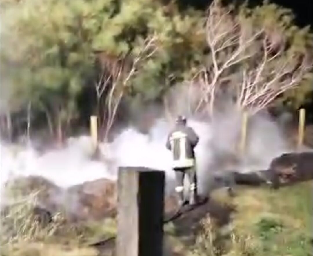 Paura a Muravera, incendio nelle campagne di Colostrai: in fiamme rifiuti e sterpaglie