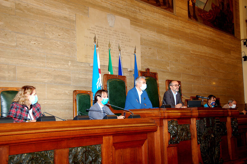 Cagliari, parte a novembre la tariffazione puntuale dei rifiuti: “Produciamo meno secco e pagherete meno”