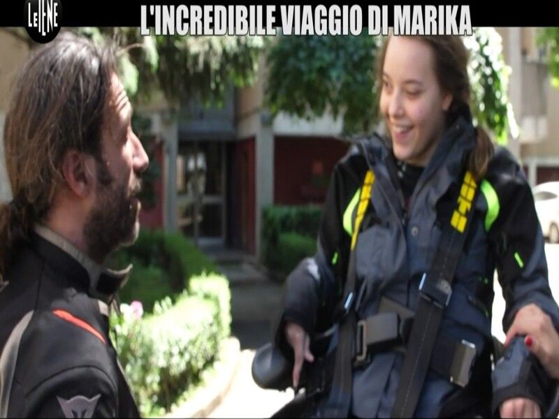 Marika, tour in Sardegna sfrecciando sulla moto: il sogno della giovane tetraplegica è realtà