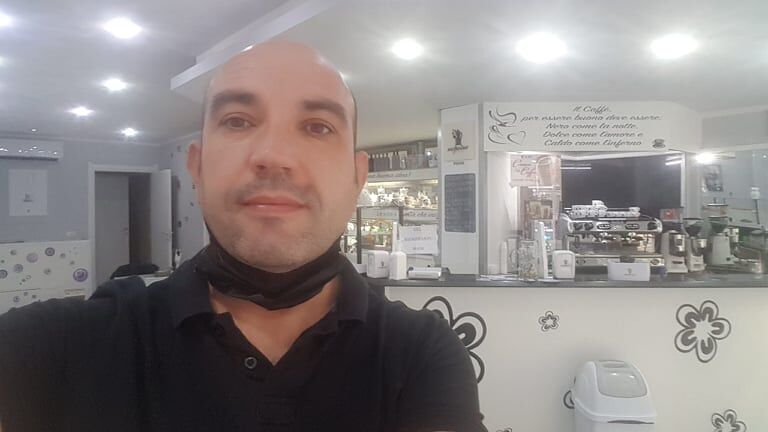 “Nuovo lockdown? Sarà durissima per il mio bar di Quartu, ho anche ridotto i posti”