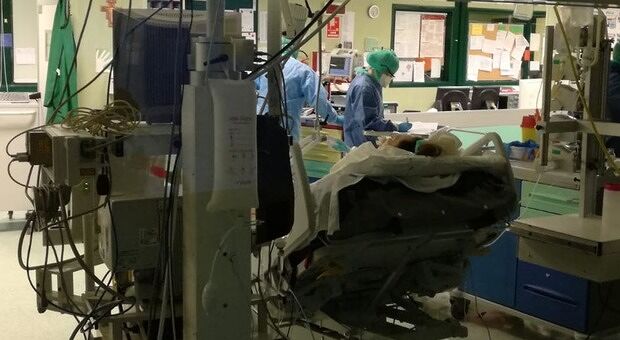 In Sardegna 60 nuovi contagi, il Covid c’è ancora: aumentano i ricoveri in terapia intensiva
