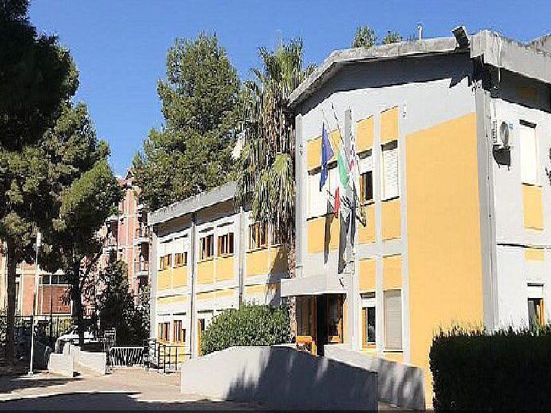 Coronavirus a Cagliari, 23 alunni e 5 insegnanti della scuola di via Stoccolma in quarantena
