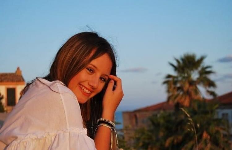 La tragedia di Sara, muore a 17 anni in un terribile incidente: “Sei il nostro angelo”