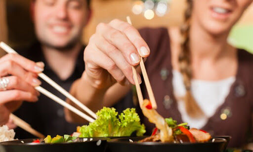 Covid, il Viminale: “Nessuna multa per chi fa feste in casa”