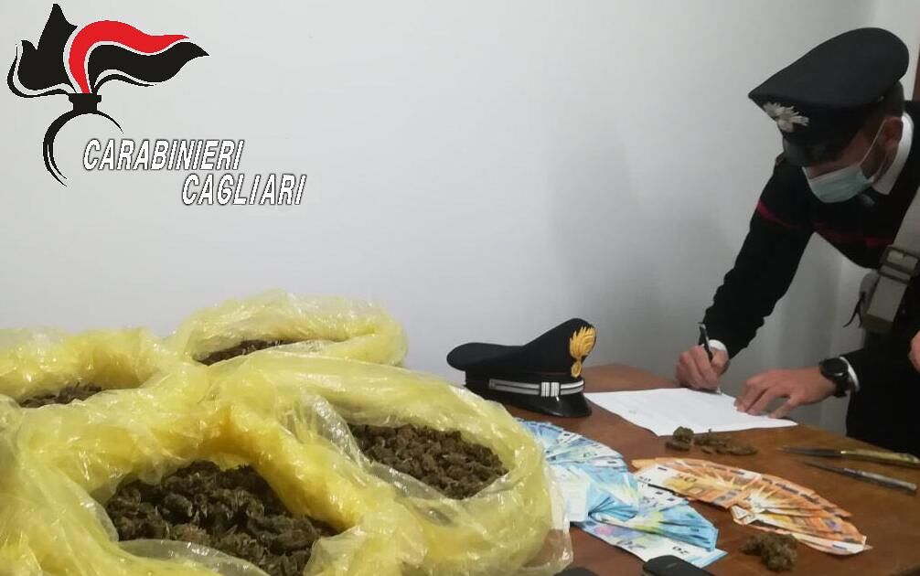 Operazione antidroga a Guasila, sequestrati 2 kg di marijuana: 4 persone in arresto