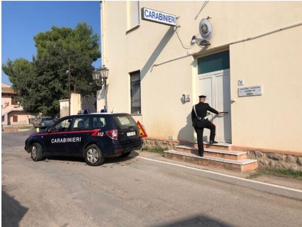 Giba, ruba un portafoglio in un supermercato: 36enne incastrata dalle telecamere