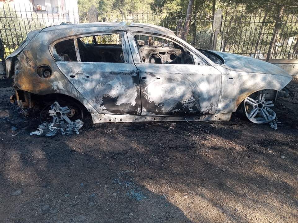 “La mia nuova Bmw distrutta dal fuoco a Quartucciu, non posso più lavorare: aiutatemi”