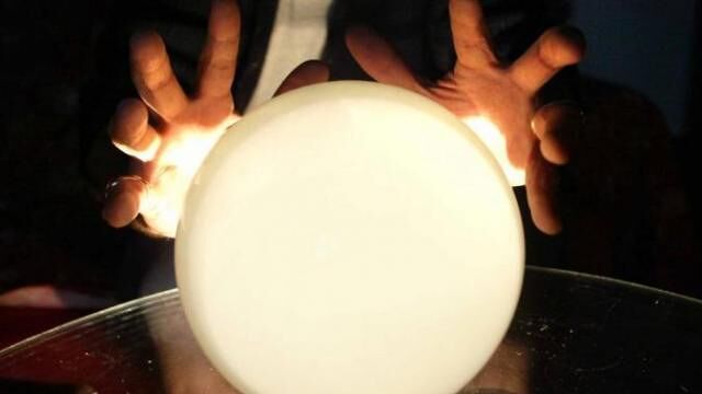 Quartu, estorce denaro promettendo finte guarigioni: agli arresti anche la madre del “santone Giorgio”