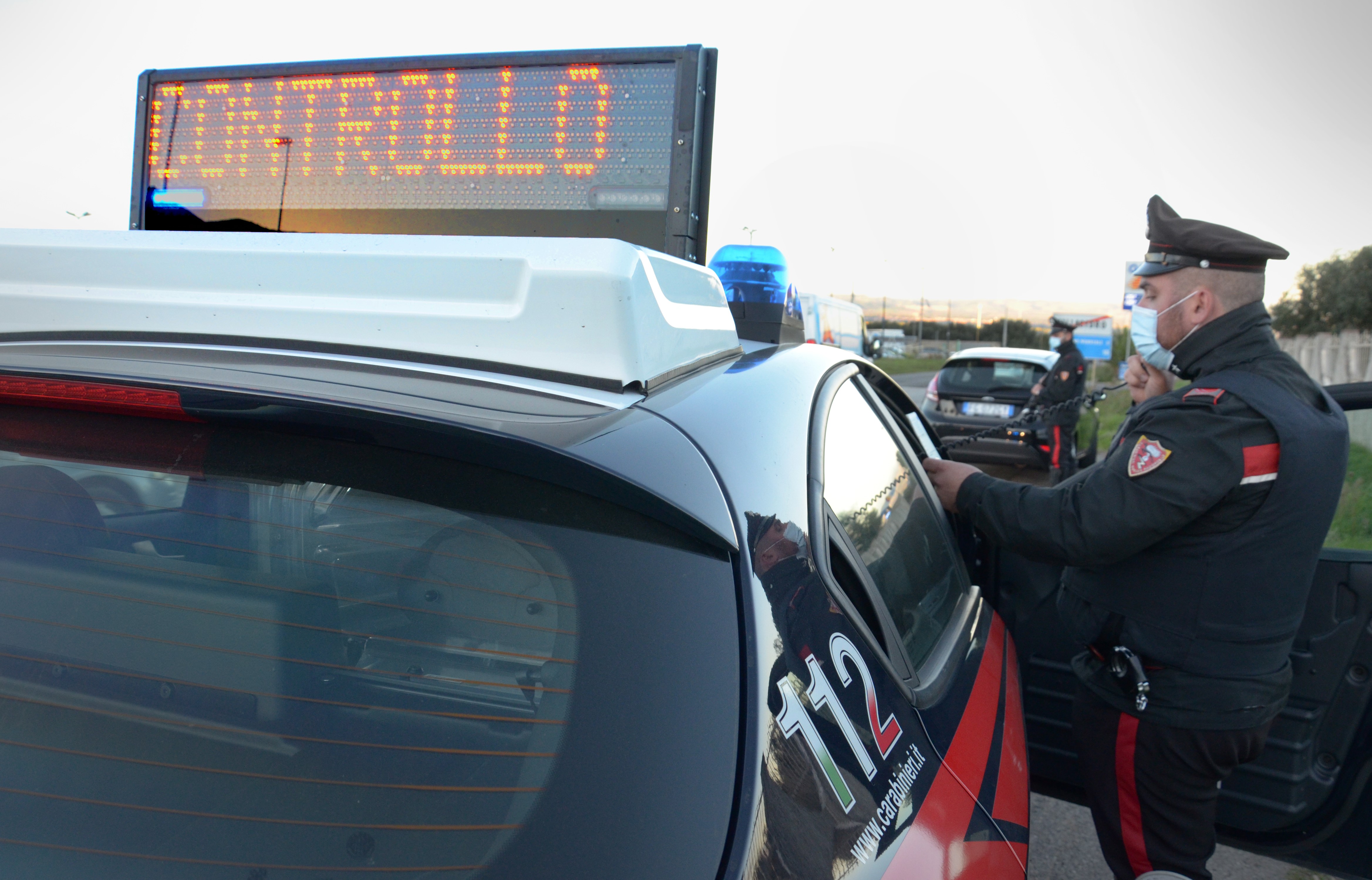 Sottrae denaro dalla cassa del bar, dipendente infedele denunciato ad Arbus