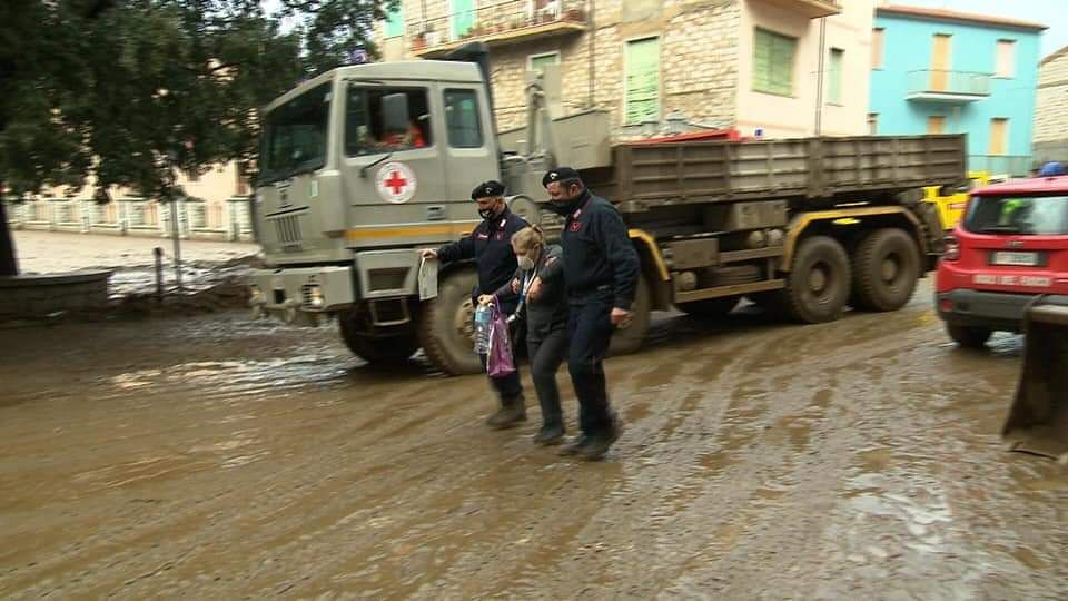 Bitti, carabinieri in prima linea nell’emergenza: soccorsa un’anziana in difficoltà