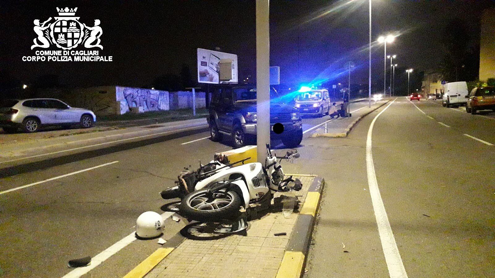 Cagliari, schianto auto-portapizze: 23enne di Settimo ferito finisce all’ospedale