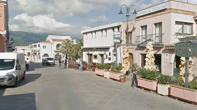 Covid, a Villasimius ragazzini in giro sempre con i genitori e solo per comprovata necessità