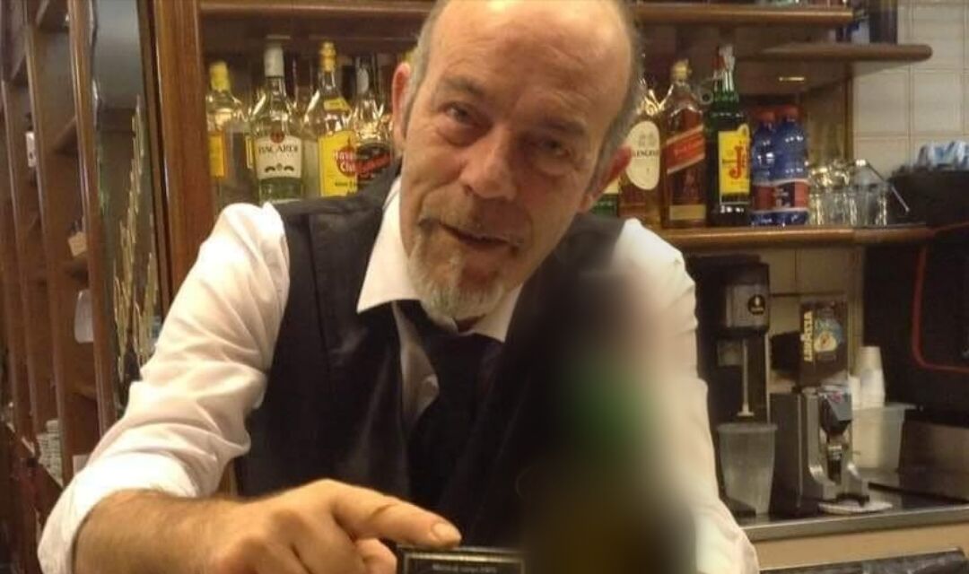 Cagliari piange uno dei barman più noti, muore a 56 anni Roberto Ibba
