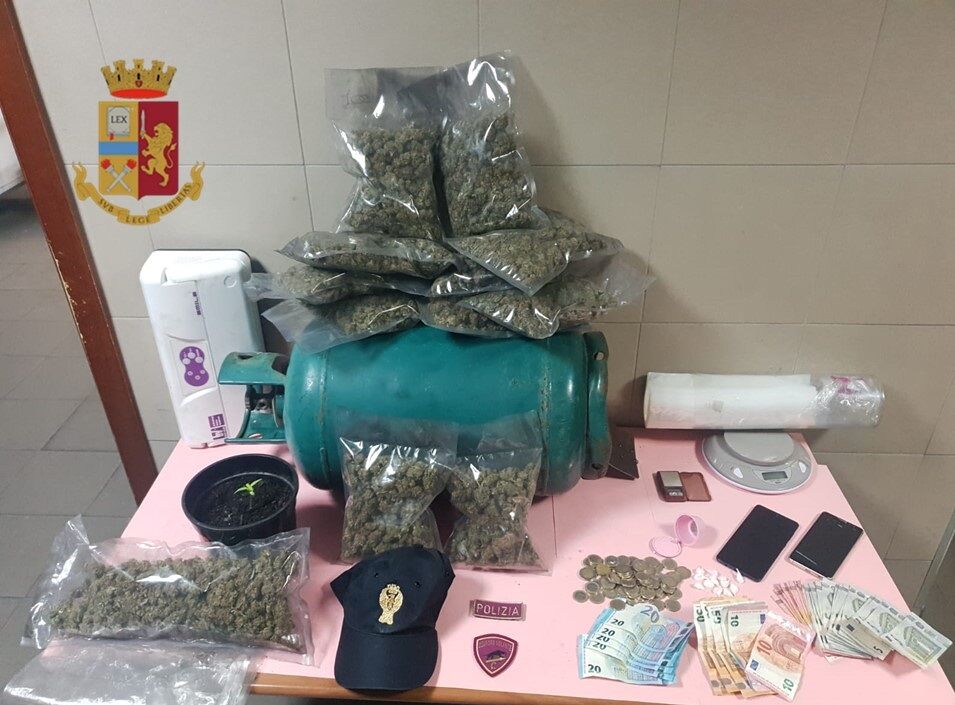 Cagliari, un arresto per spaccio: la droga all’interno di una bombola del gas