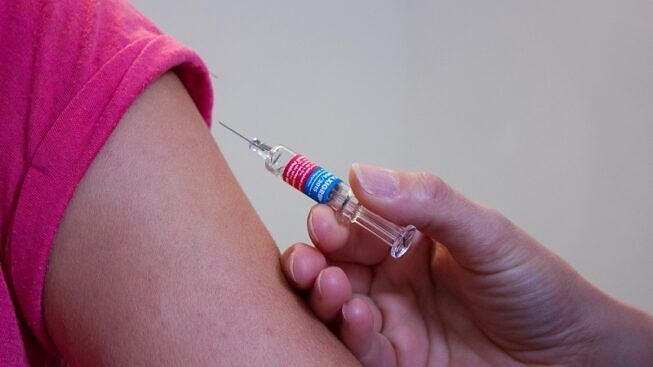 Emergenza Covid, a gennaio 80mila vaccini in arrivo in Sardegna