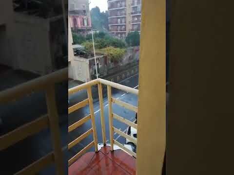 Cagliari, una studentessa racconta: “A Villa Laura crolla il cornicione nel nubifragio: un tesoro abbandonato”