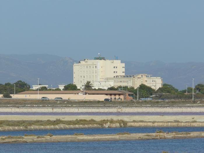 Cagliari, il Marino è ospedale Covid: “Ventiquattro pazienti verso Brotzu e Policlinico”