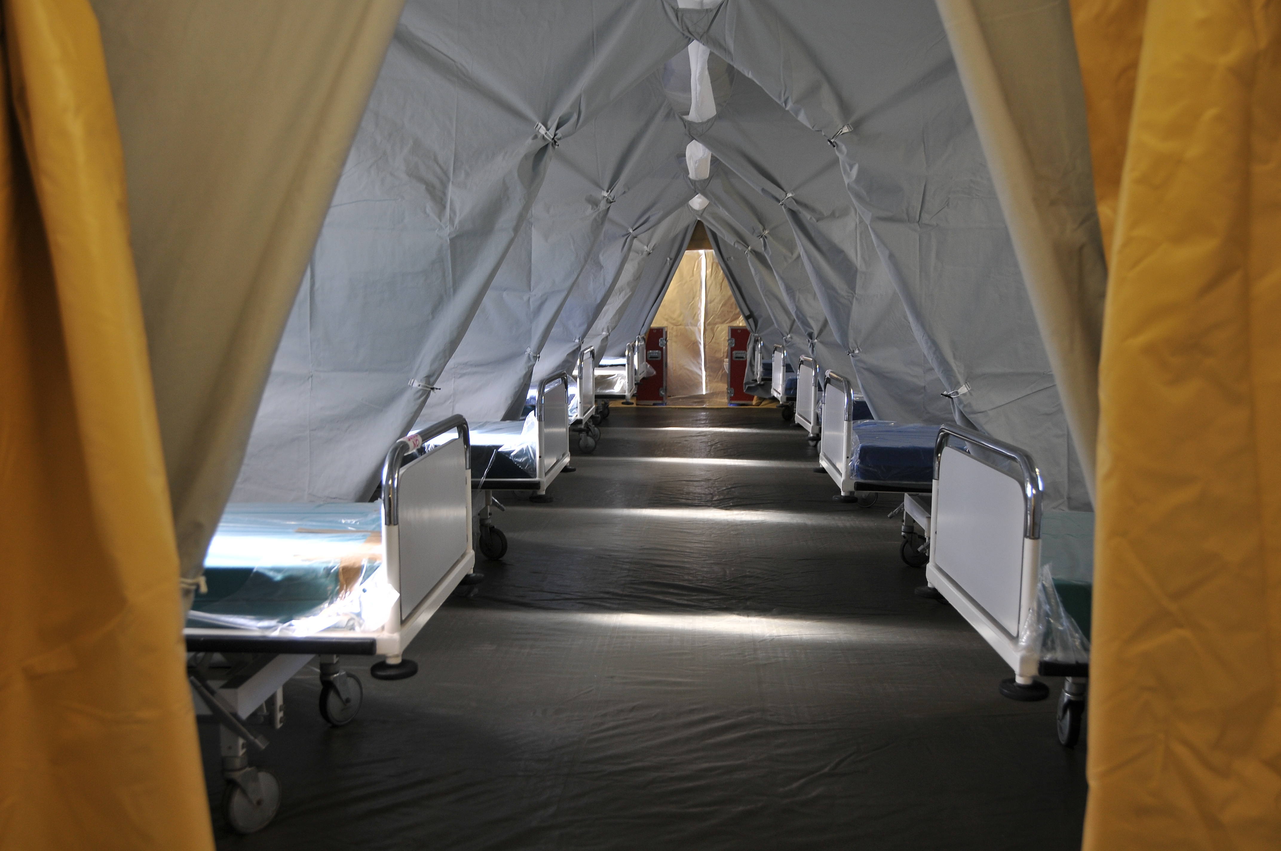 Sardegna, a Nuoro ecco l’ospedale da campo: nuovi posti letto per fronteggiare il Covid che avanza