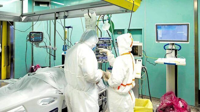 “Contagi in aumento tra i pazienti e pochi operatori, ospedali di Cagliari al collasso”