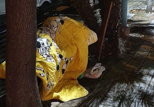 Cagliari, “tutti preoccupati per il cenone di Natale. Ma nessuno pensa agli invisibili”