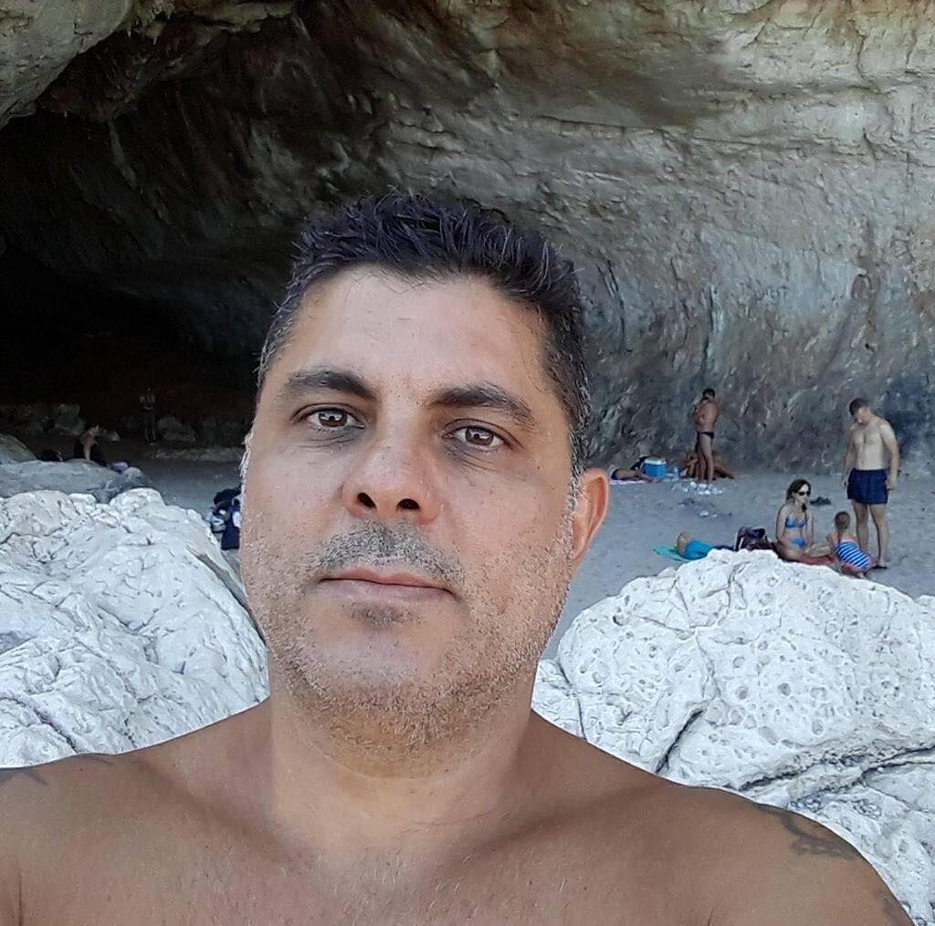 Alessio Congia, pizzaiolo cagliaritano a Radio Casteddu: “Se non ci fanno lavorare bene, come paghiamo le spese?”