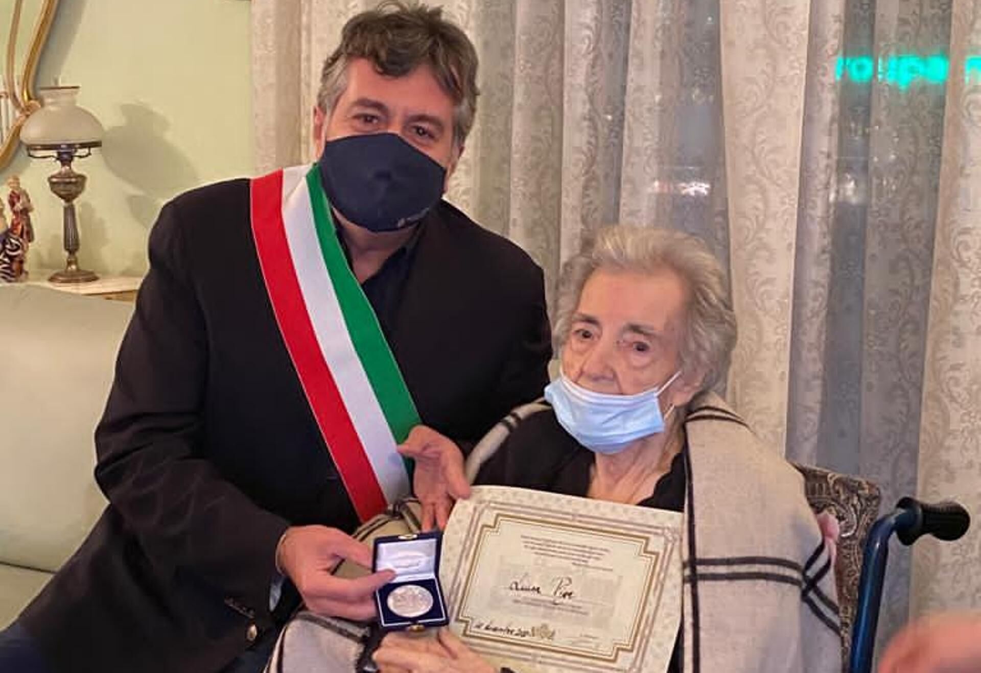 Cagliari, il comune festeggia la sua nuova centenaria Luisa Piga