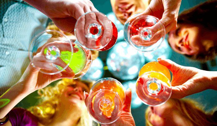 Festa di laurea, tra gli invitati un positivo al Covid. L’ira del sindaco di Jerzu: “Mettetevi subito in quarantena”