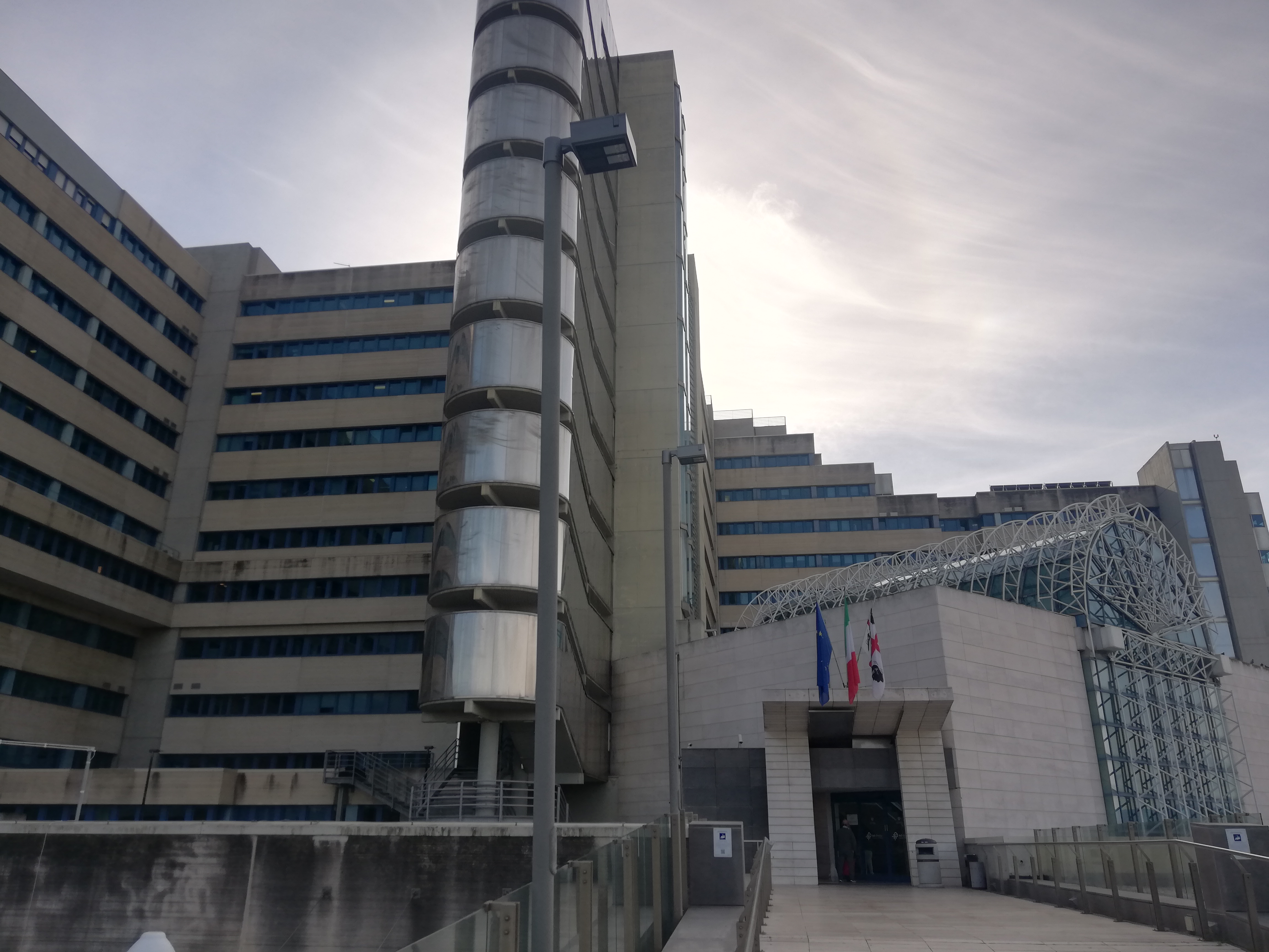 Cagliari, svolta al Brotzu: due esami combinati e rapidi contro il cancro