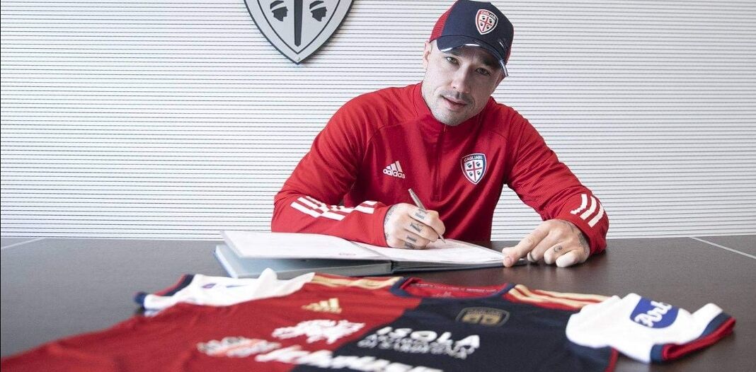 È ufficiale, il “ninja” Nainggolan torna al Cagliari: “Come una lunga storia d’amore”