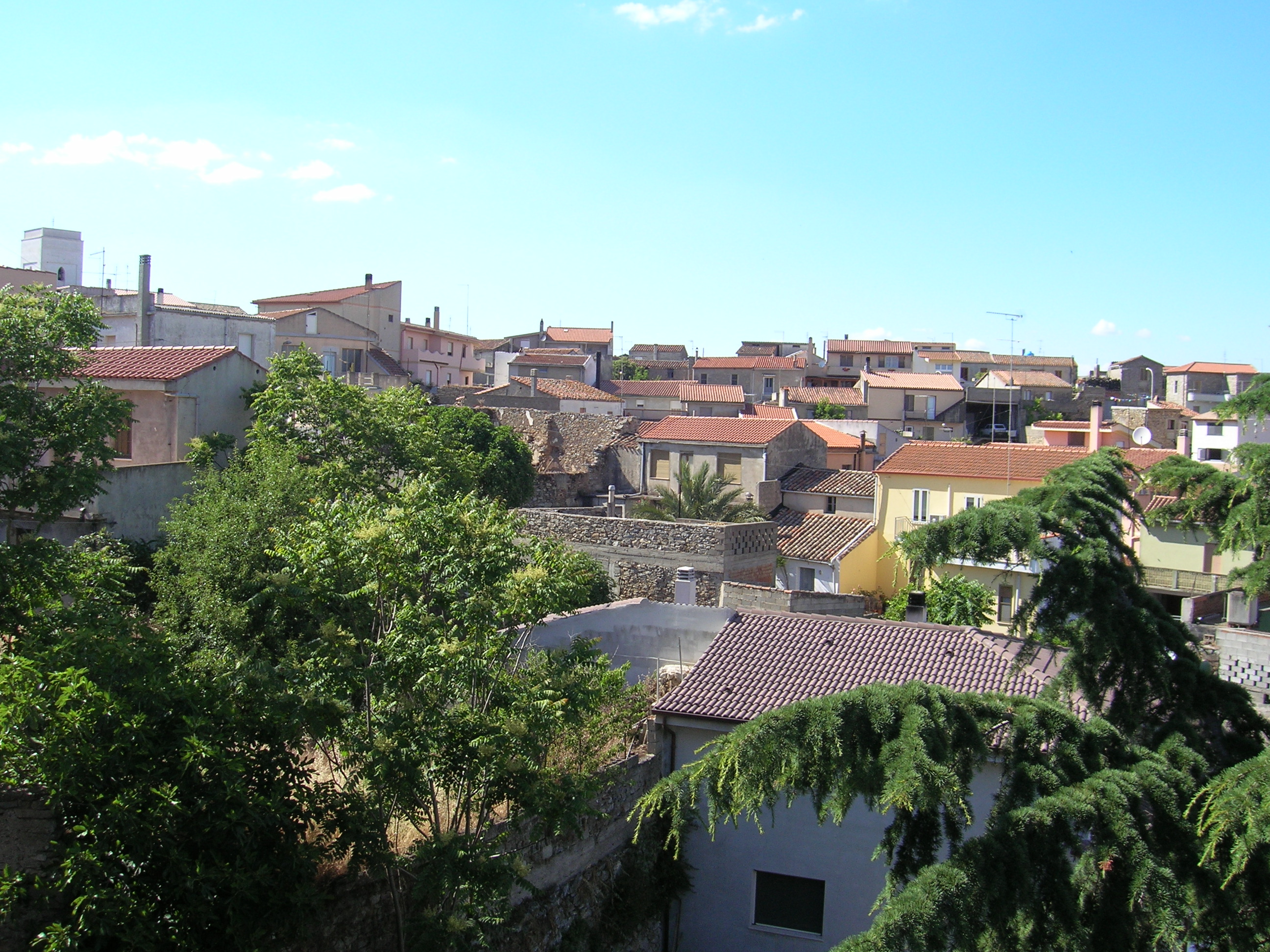 Emergenza Covid a Villasalto, raffica di tamponi rapidi ai cittadini: trovati 25 positivi