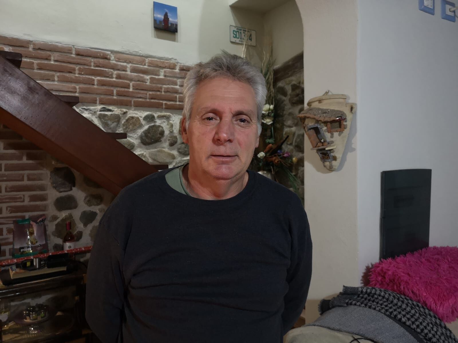 Giuseppe, imprenditore di Assemini a Radio Casteddu: “Una crisi senza fine, 8 dipendenti a casa”