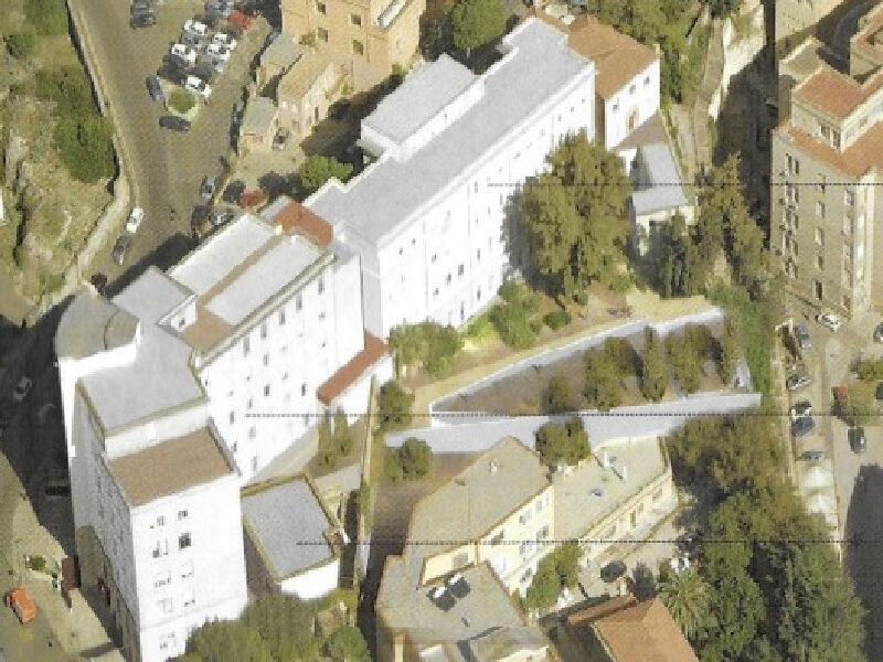 Cagliari, nuova vita per le ex cliniche pediatriche e il Macciotta: aule, laboratori e maxi terrazza panoramica