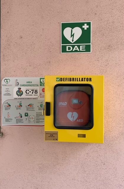 Ortueri è comune “cardioprotetto”: ora in piazza c’è un defibrillatore