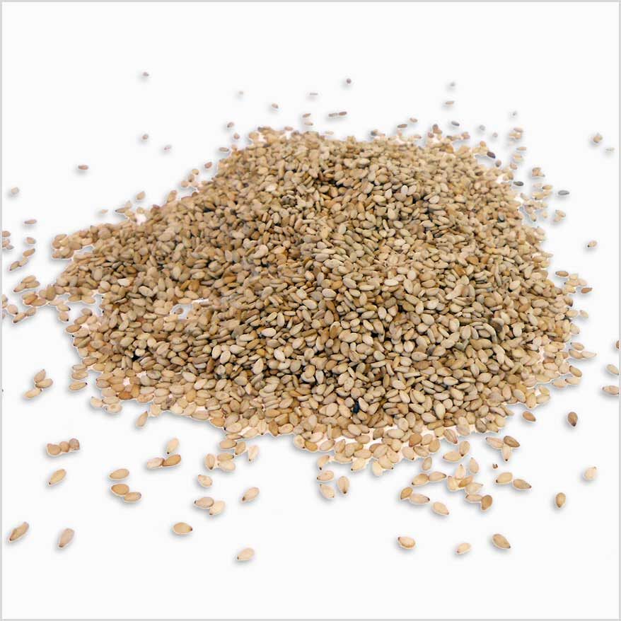 Sesamo indiano contaminato da pesticidi: centinaia di prodotti richiamati in tutta Italia