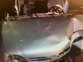 Cagliari, ancora un incidente in viale Poetto: Nissan si schianta contro un albero alla Monfenera