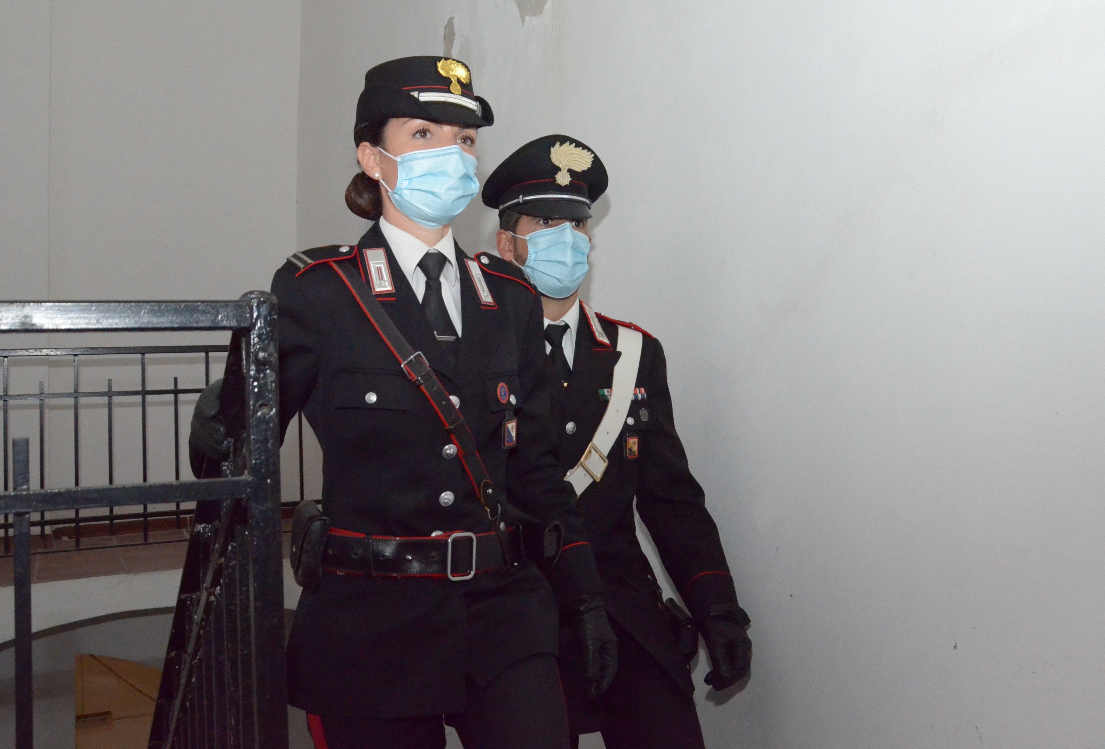 Uta, perseguita la moglie: 50enne pregiudicato finisce ai domiciliari