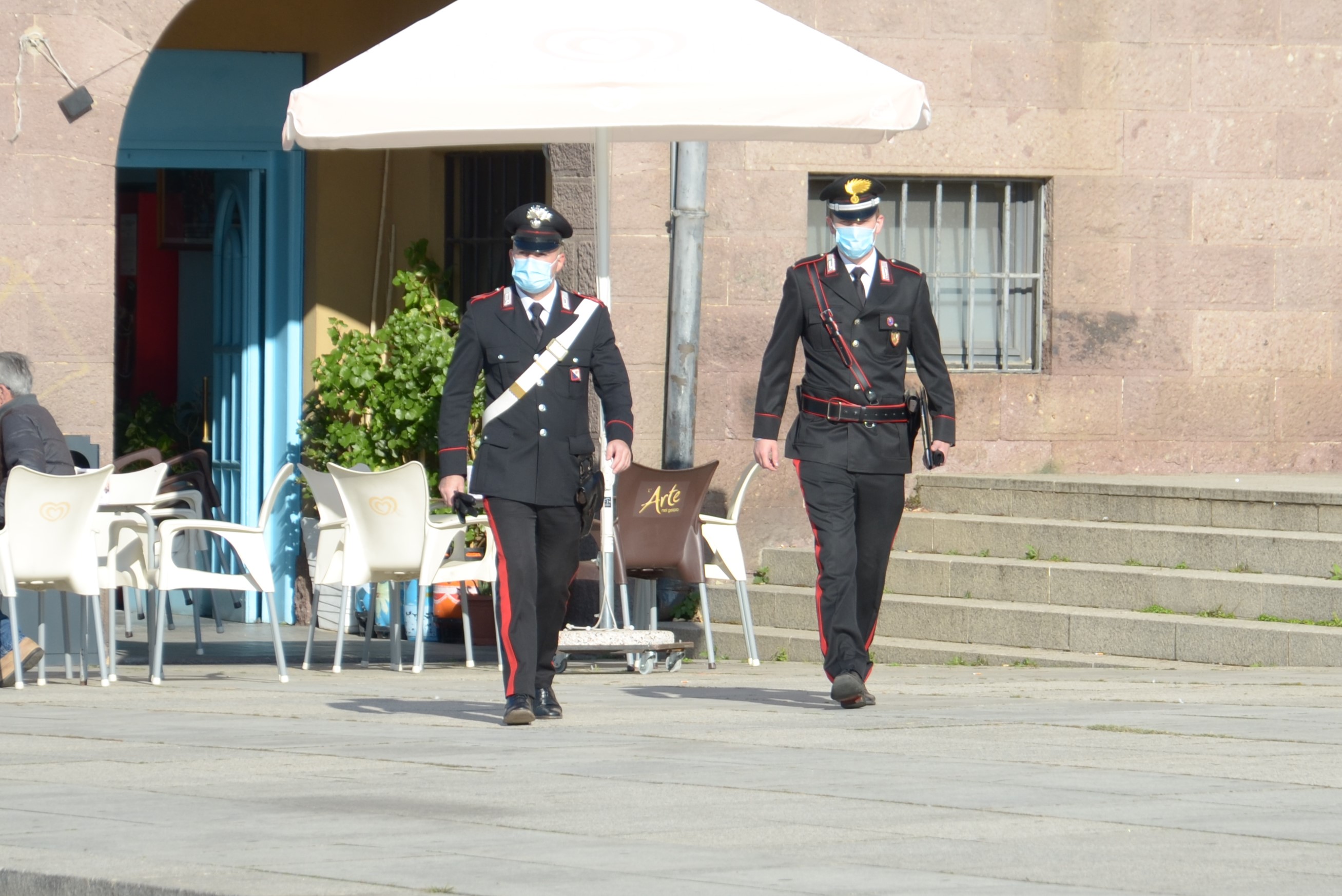 Evade dai domiciliari a Serrenti, denunciato un 49enne