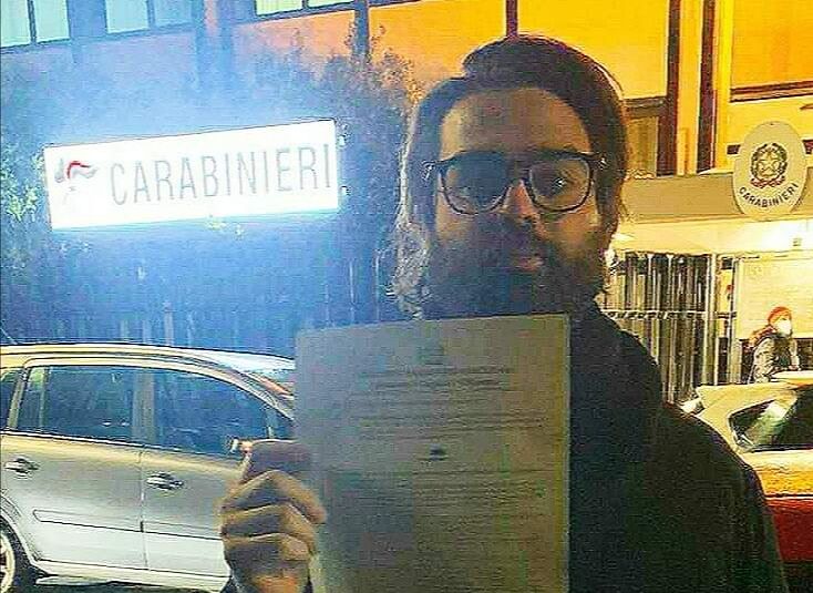 Cagliari, Riccardo Piras dai carabinieri denuncia Conte: “Incostituzionale toglierci la libertà, conta quanto la salute”