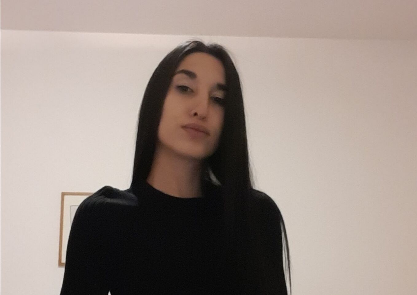 Nicol, 19 anni di Assisi: “Cerco mio papà, ha 54 anni ed è di Quartu. Aiutatemi a trovarlo”