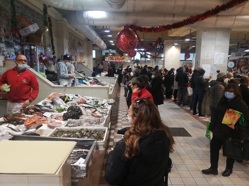 Covid, a Cagliari ingressi limitati nei mercati venerdì e sabato sino al 5 marzo