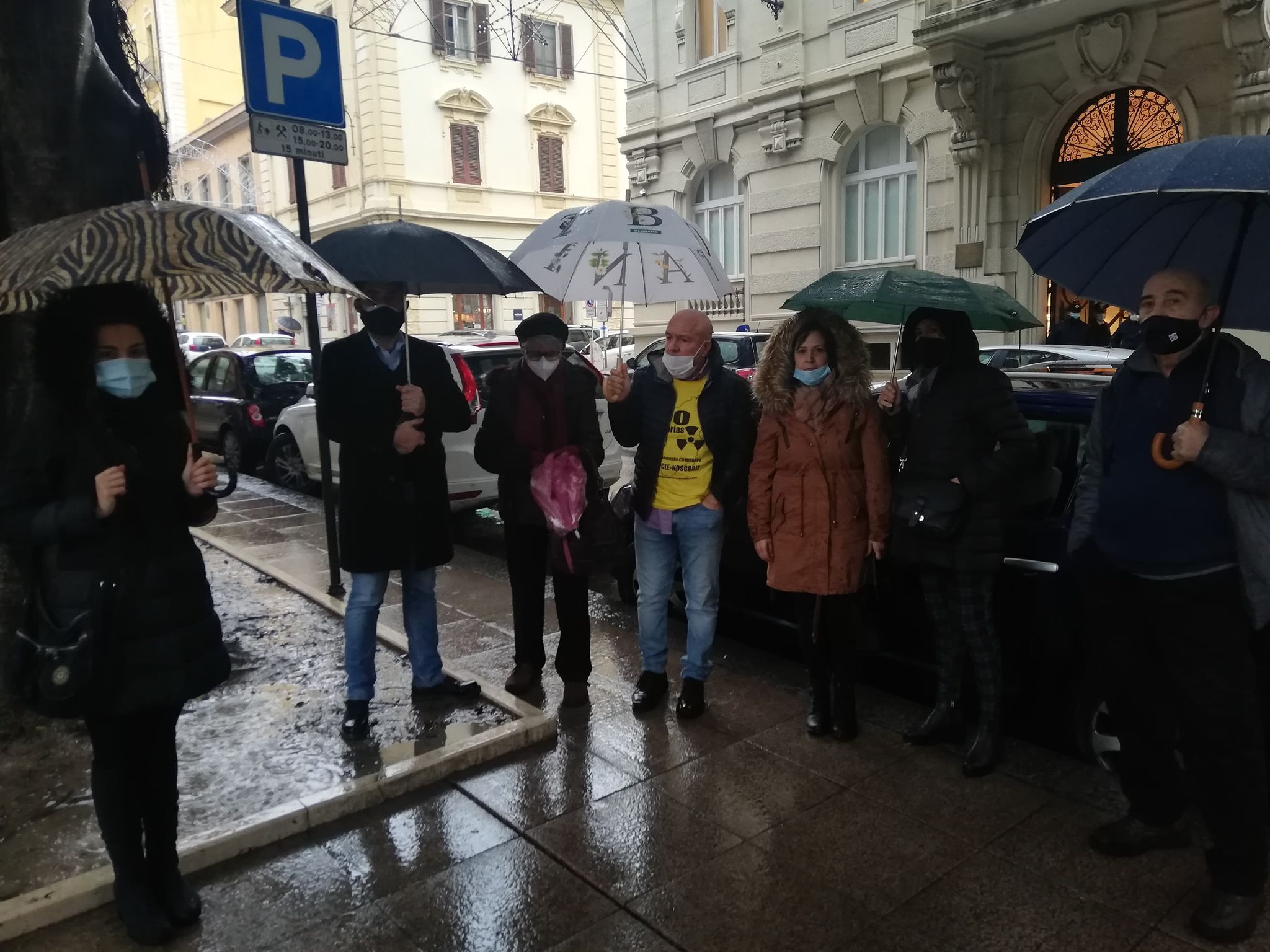 Protesta in piazza a Cagliari contro le scorie nucleari: “Mai in Sardegna, abbiamo già detto no”