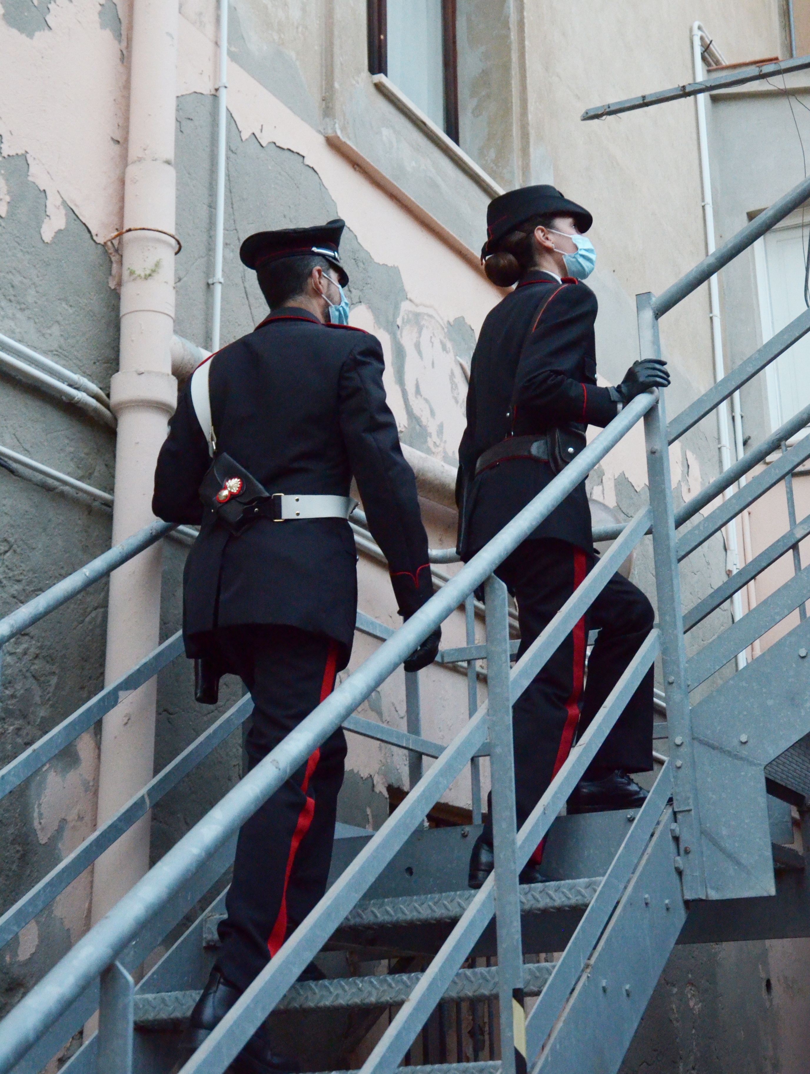 Senorbì, in trappola il marito padrone: percosse e violenze alla moglie, arrestato 43enne marocchino